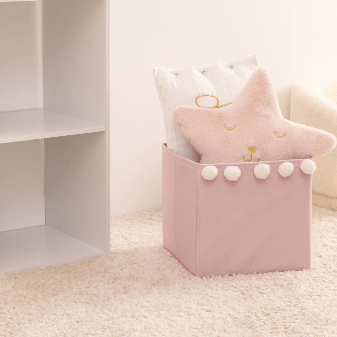 Bac de rangement enfant pompons