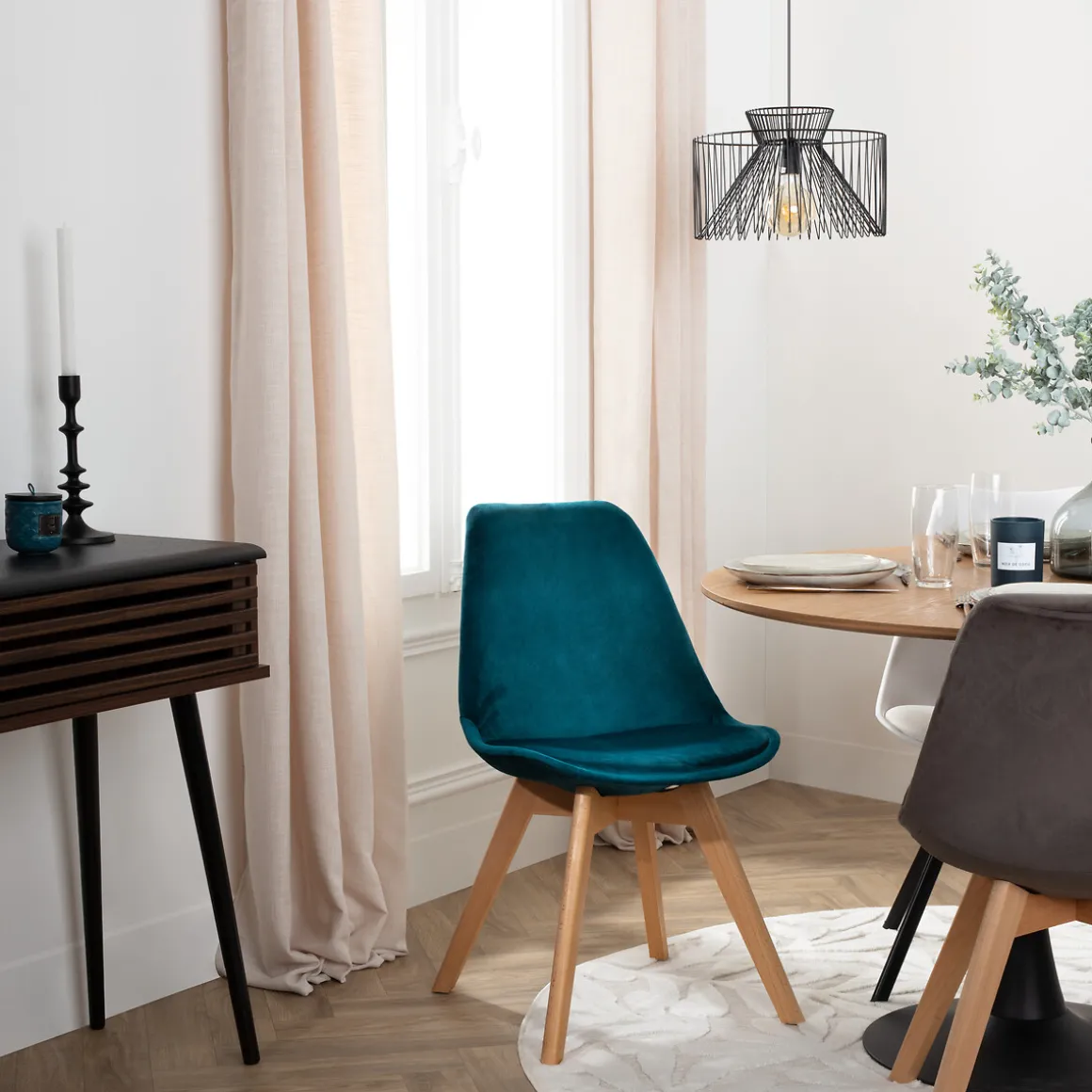 Chaise "Baya", pieds hêtre