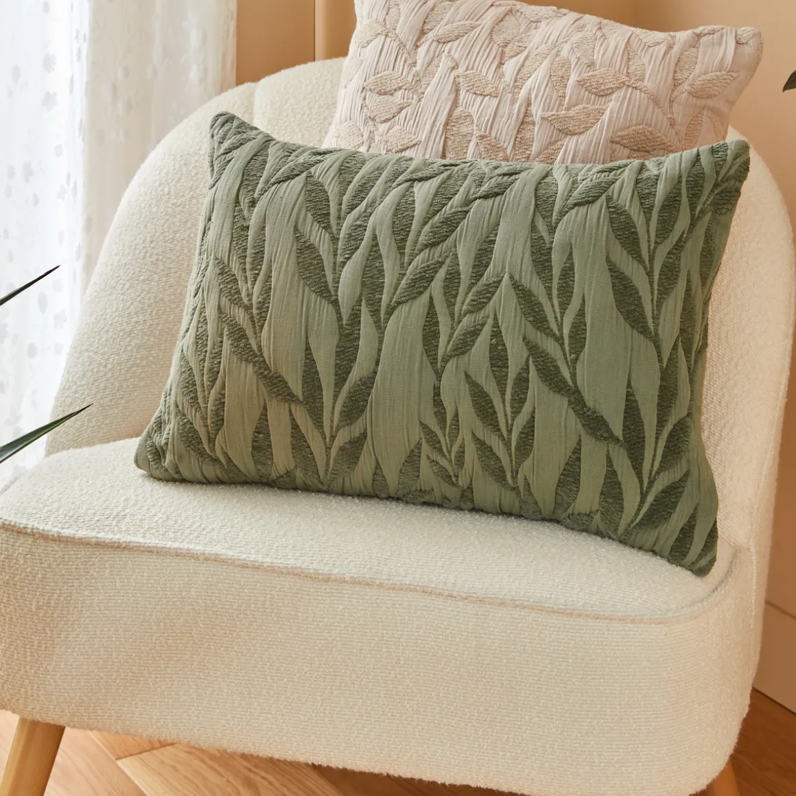 Coussin motif jacquard "Lehto"