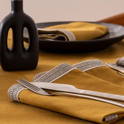 Ensemble nappe et 6 serviettes 