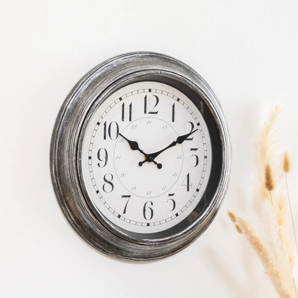 Horloge à moulures "Ilan"