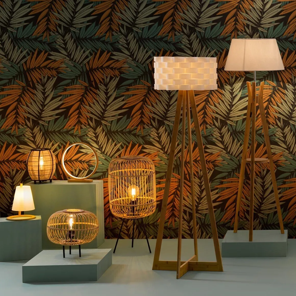 Lampadaire trépied "Kalo"