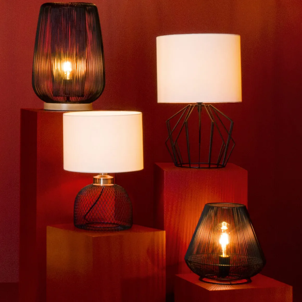 Lampe filaire "Noda"