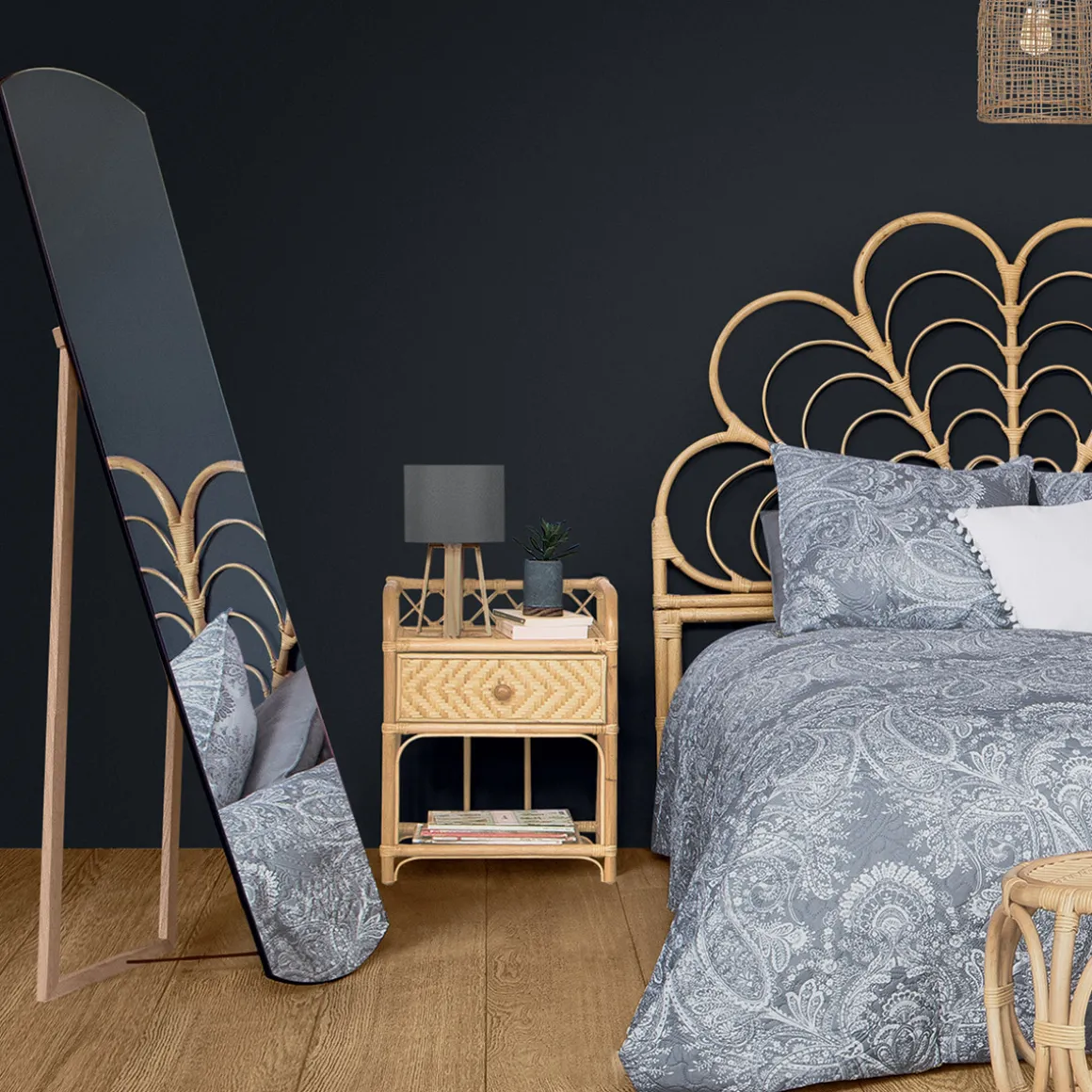 Miroir sur pied "Tom"