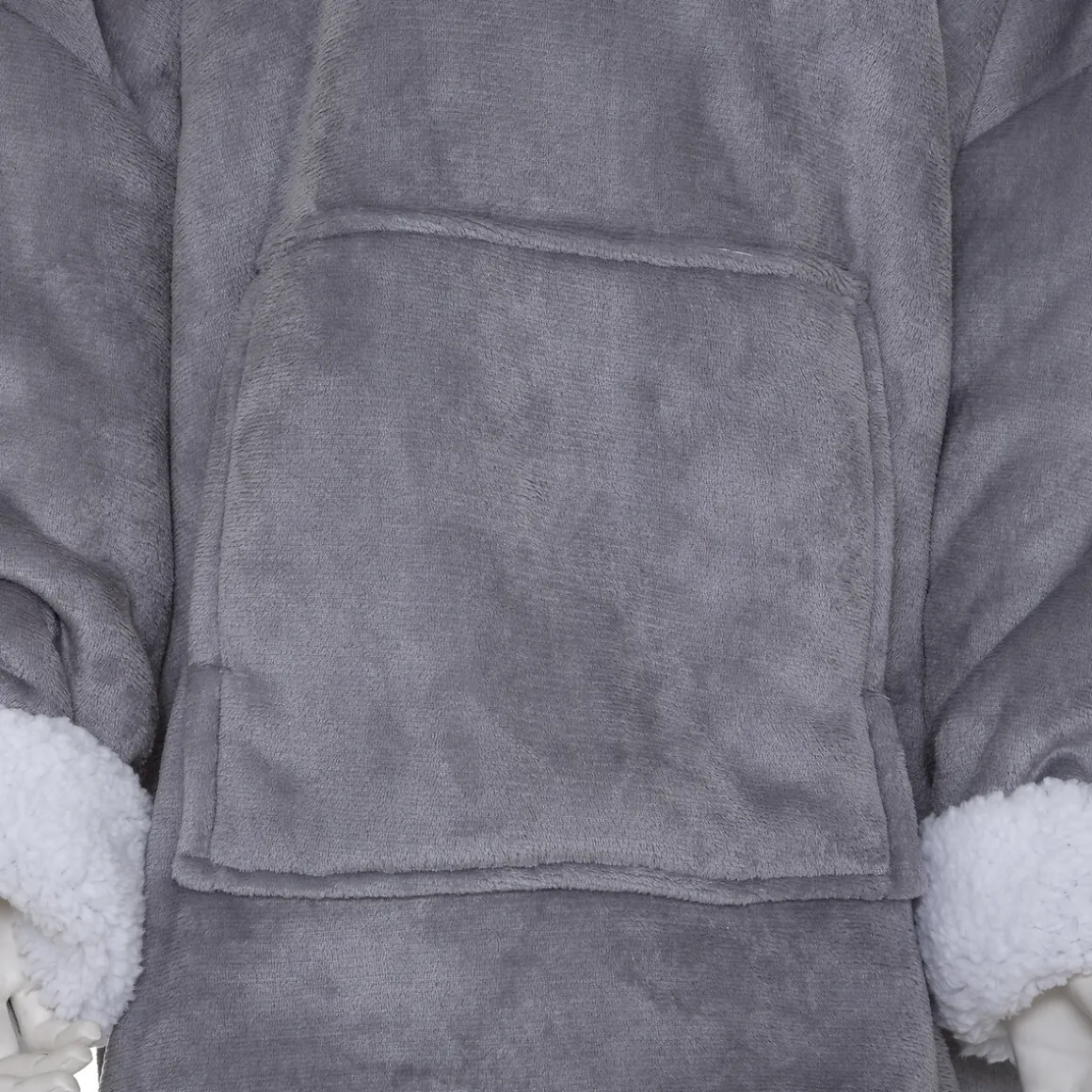 Plaid à manches capuche