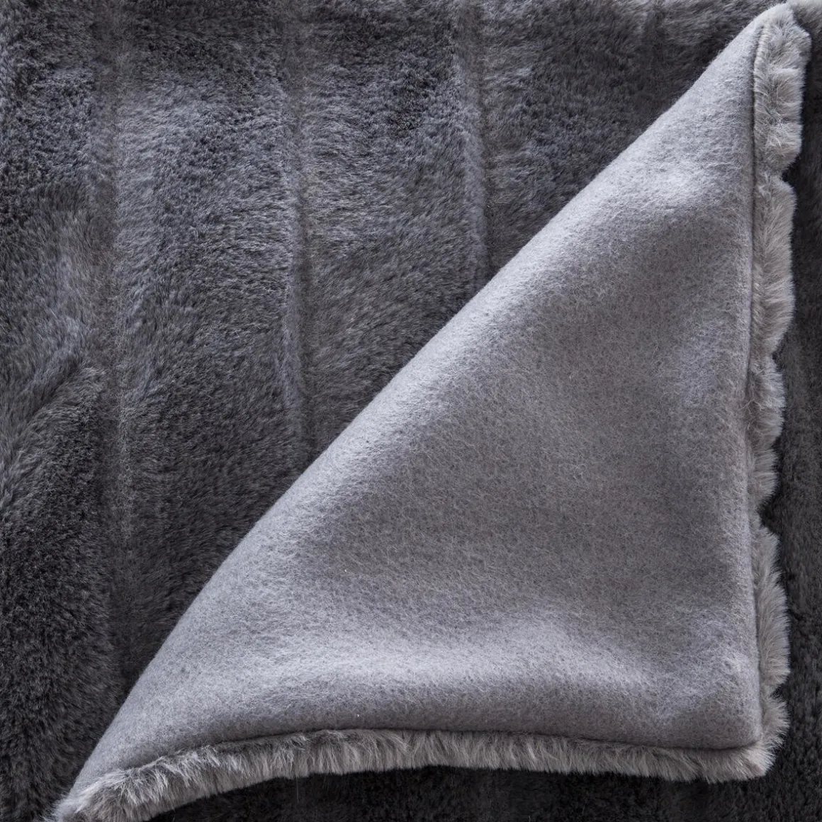 Plaid "Manoir" fausse fourrure