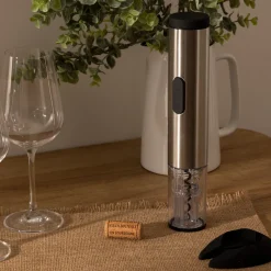 Tire-bouchon électrique et coupe capsule